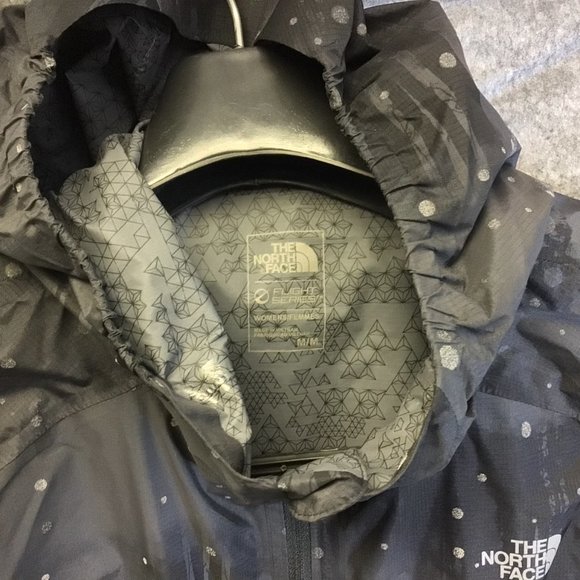 THE NORTH FACE Flight Series Women Stormy Trail Windbreaker Jacket Size M Black - Picture 3 of 7